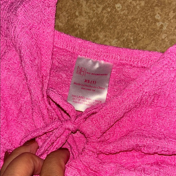 Pink Two-Piece Set with Ruffle Sleeves - Picture 4 of 4